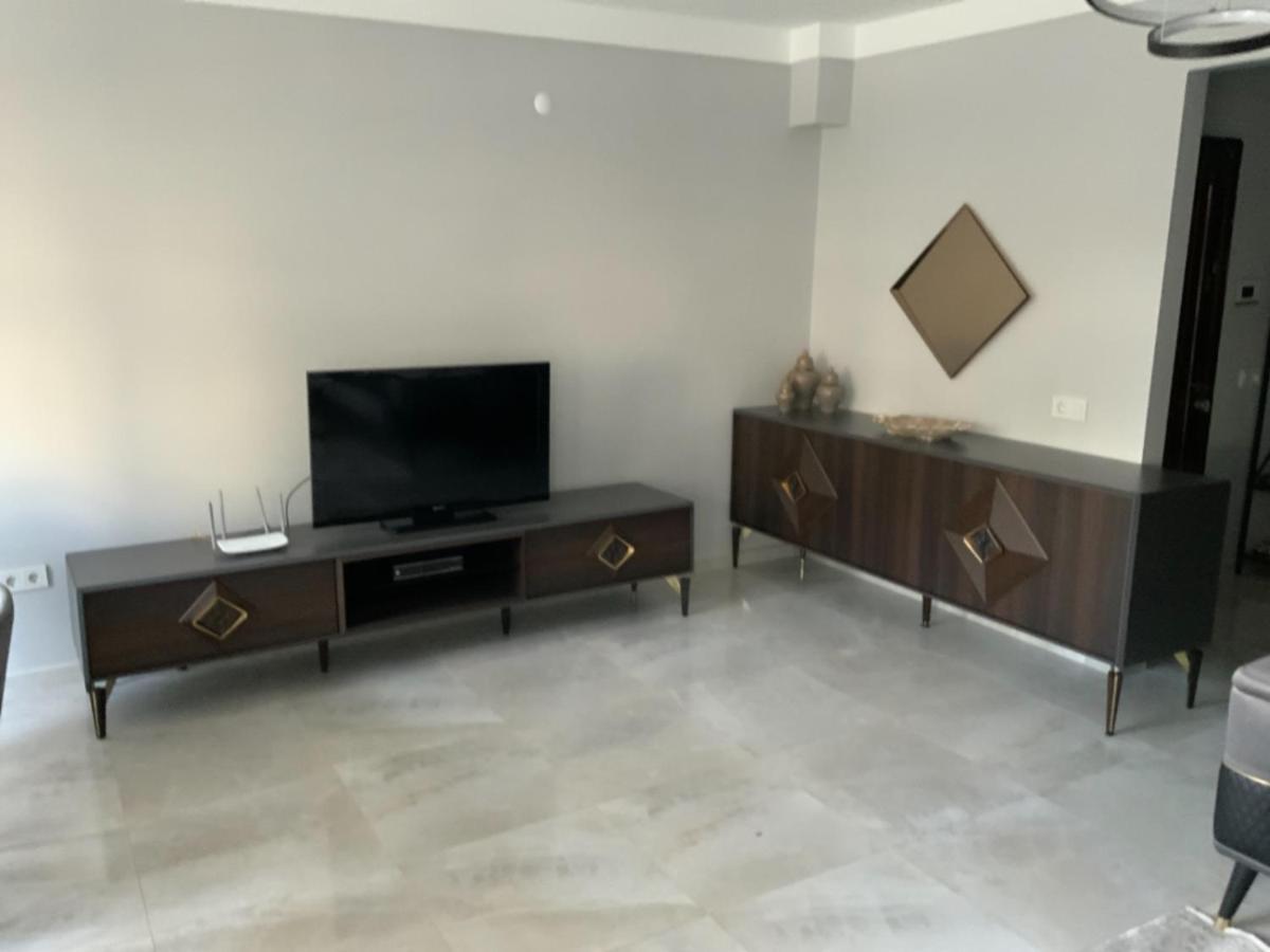 Luxury Z-Apart Family Homes 2 Bedrooms Wifi Near Metro Zeytinburnu Istanbul Exterior photo